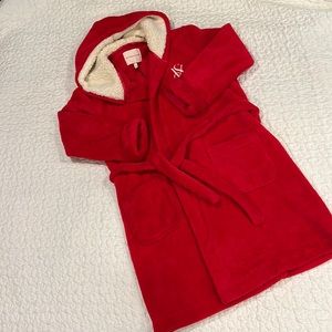 Victoria’s Secret red fluffy short Sherpa hooded robe w belt fold cuff sleeves M